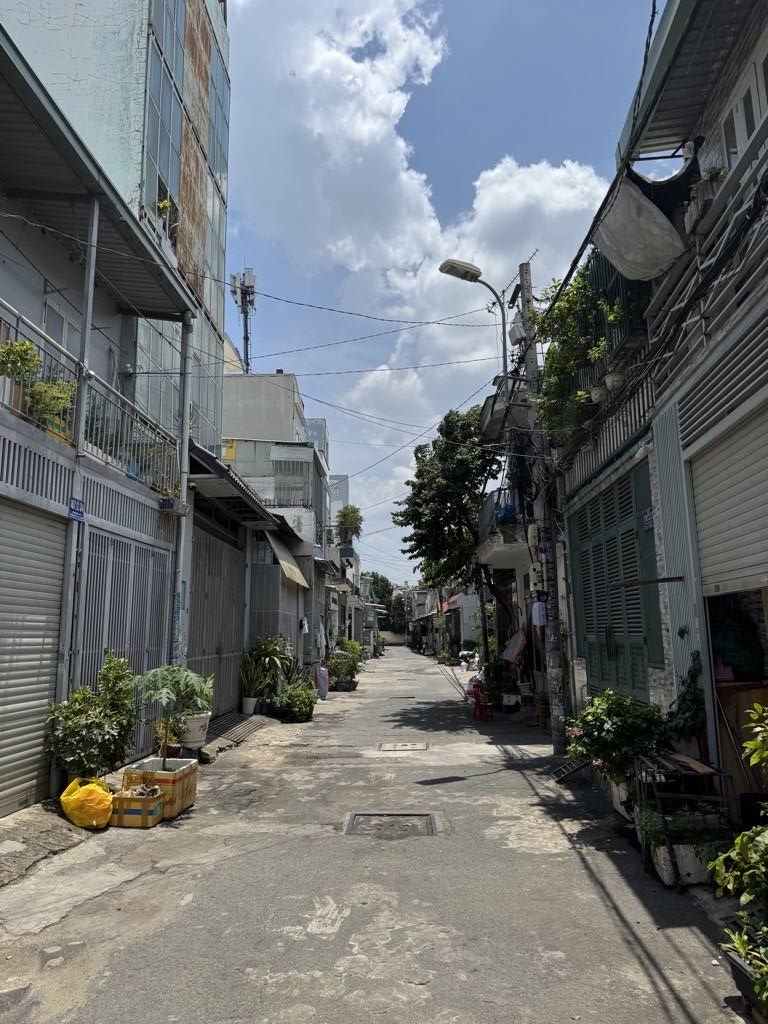 BÁN NHÀ HÀ ĐẶC TRUNG MỸ TÂY QUẬN 12, DT 30 M², (6×5), GIÁ SIÊU RẺ, NHỈNH 2.780 TỶ